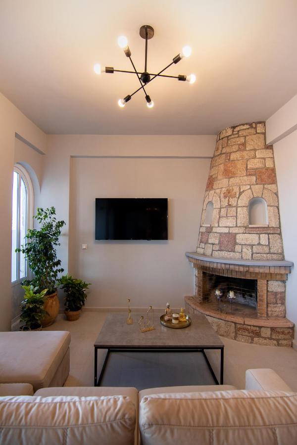 Georgianna'S Suite With Private Pool , 'Greysuite' Kómboi 외부 사진