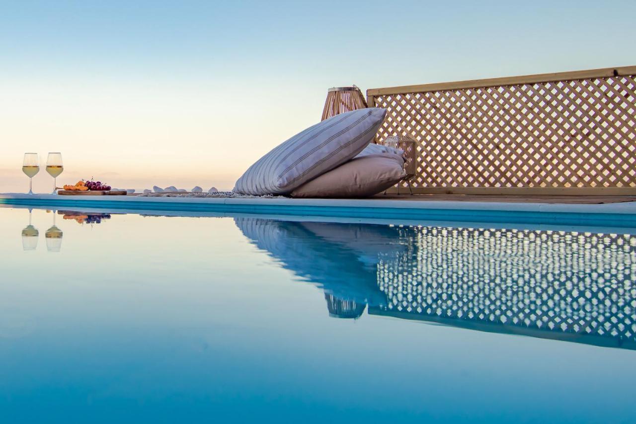 Georgianna'S Suite With Private Pool , 'Greysuite' Kómboi 외부 사진